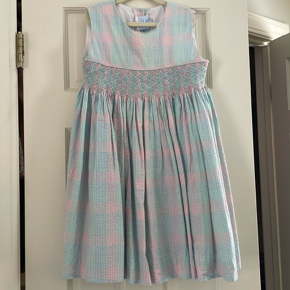 Little English plaid smocked dress | size 8